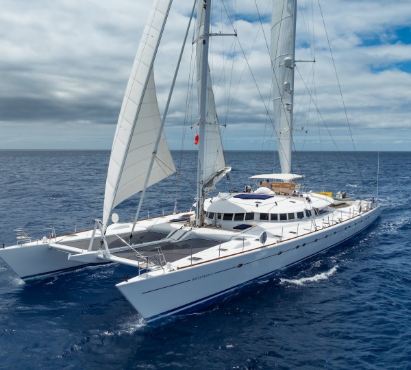 Luxury Yacht DOUCE FRANCE