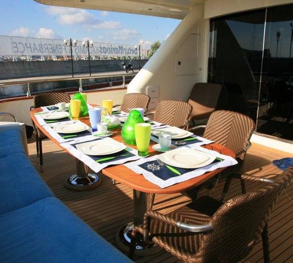 Tutku exterior dining aft deck