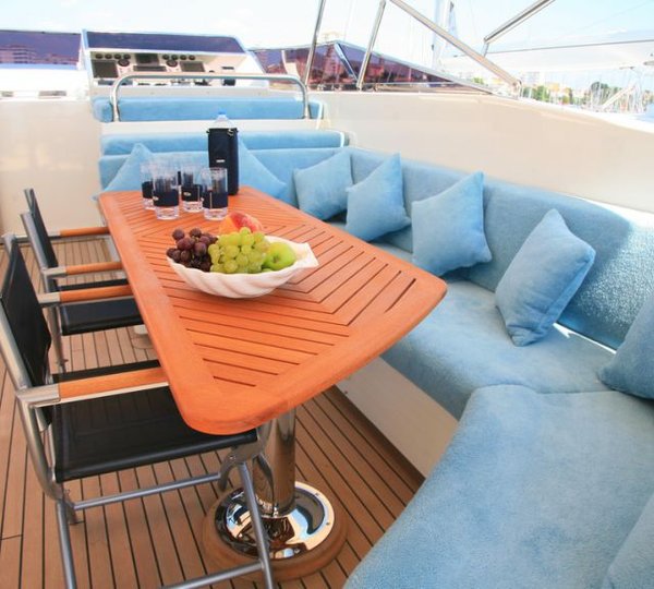 Tutku alfresco dining