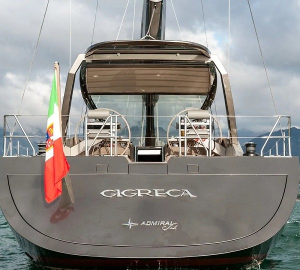 Stern transom closed