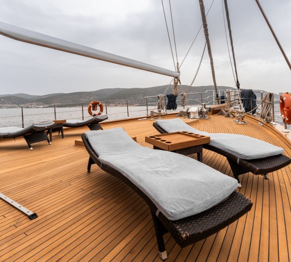 Bow Deck