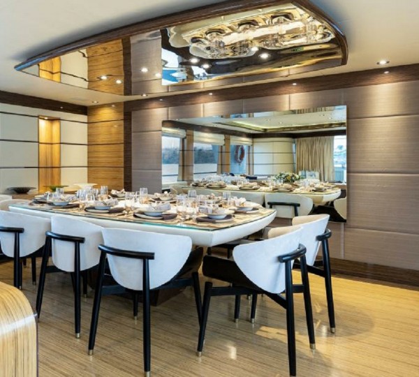 Main salon dining view forward