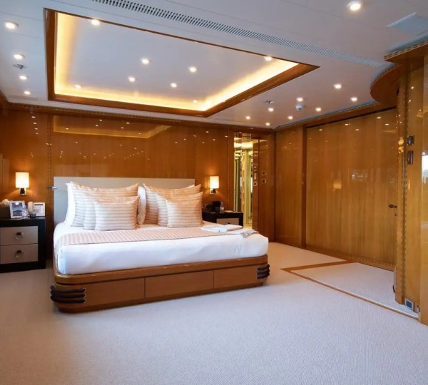 Master Suite Bed Detail