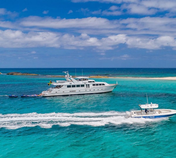 ALEXANDRA JANE Exterior - With Tender