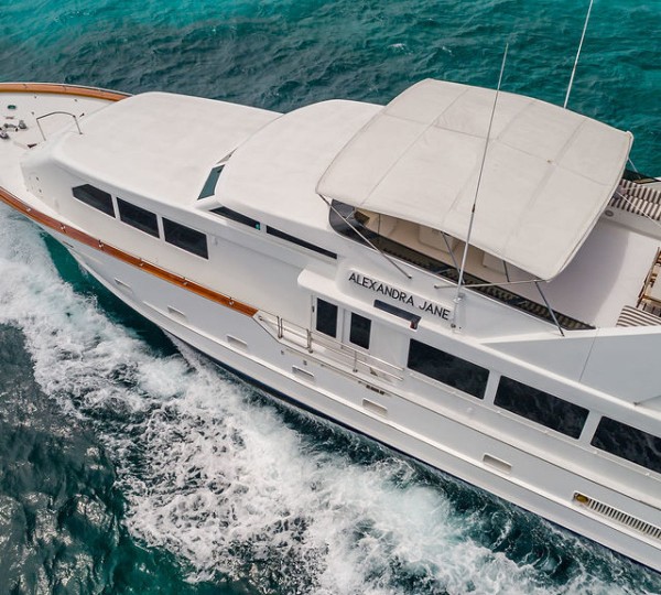 ALEXANDRA JANE Exterior