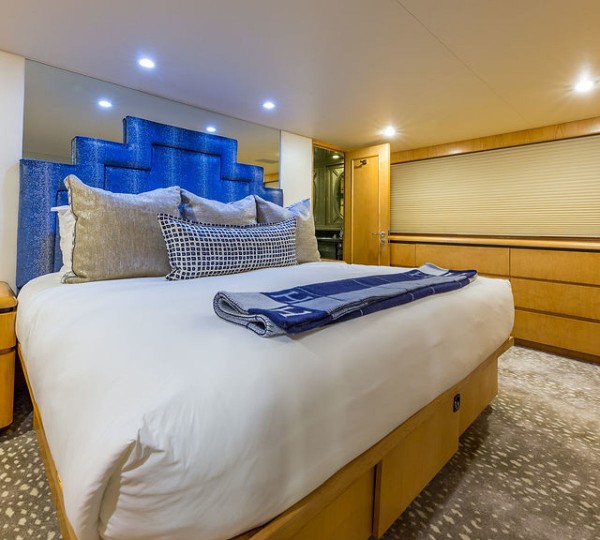 ALEXANDRA JANE Interior - Master Cabin