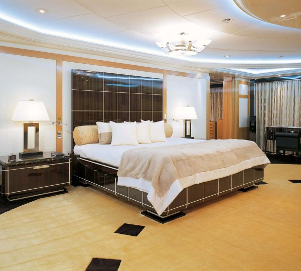 AVANTI Interior - Master Cabin