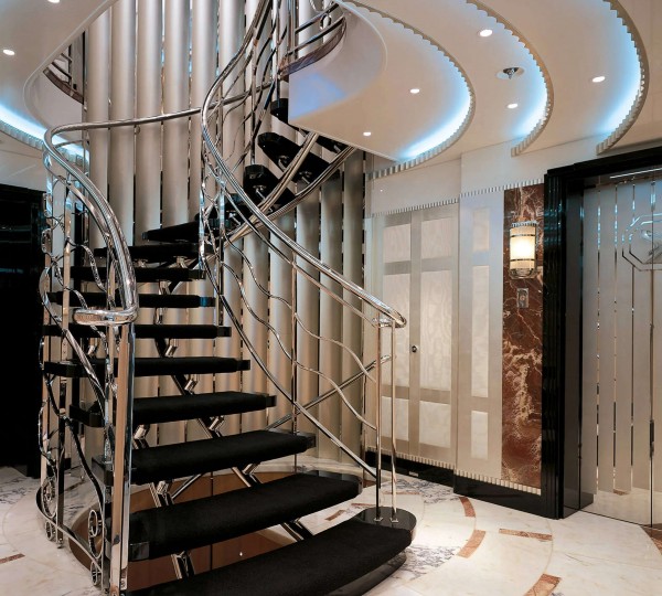 AVANTI Interior - Stairwell