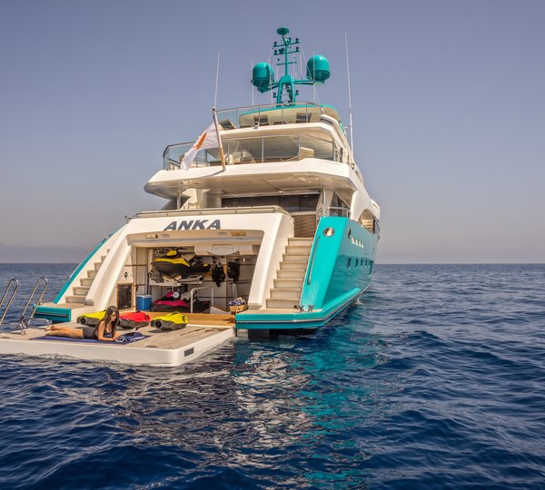 Aft View With Beach Club - Relaxing