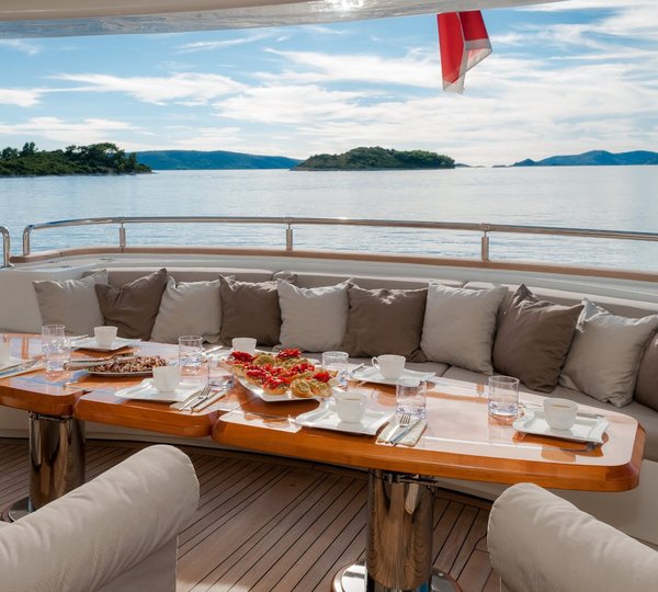 Alfresco Dining Area 