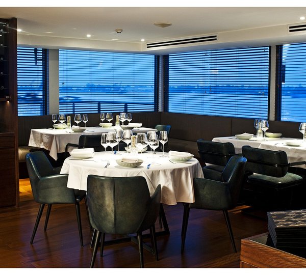 Aqua Mekong Dining Room 