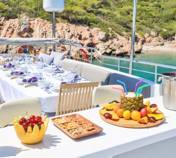 Exterior Dining Area