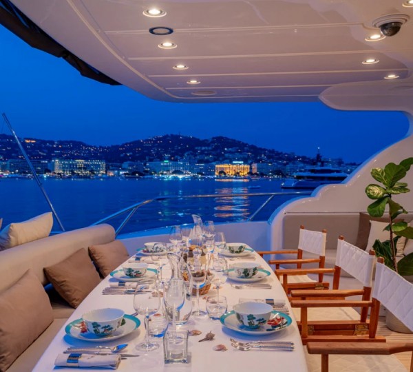 Exterior Dining Area