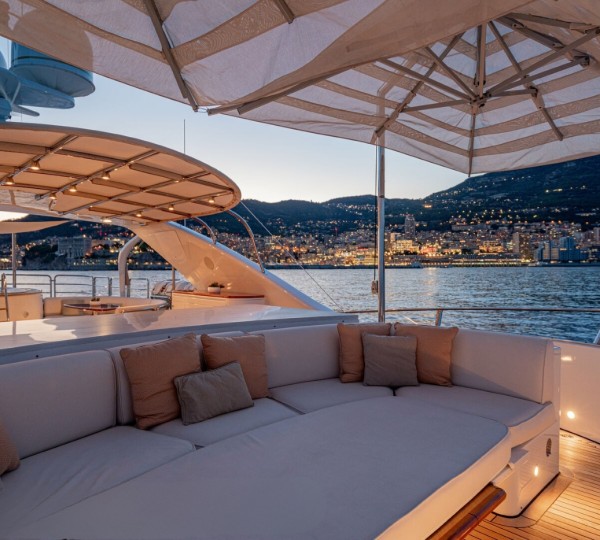 Exterior Relaxation Area