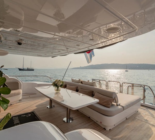 Exterior Relaxation Area