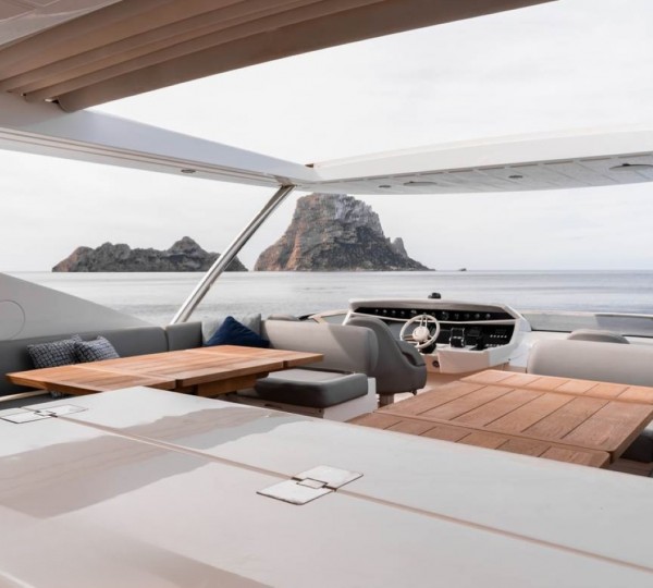 Exterior Relaxation Area With Dining