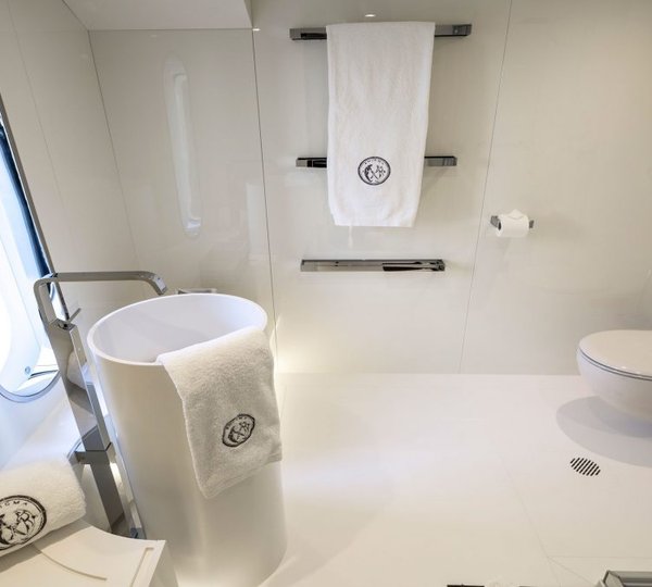 Guest Cabin - Ensuite