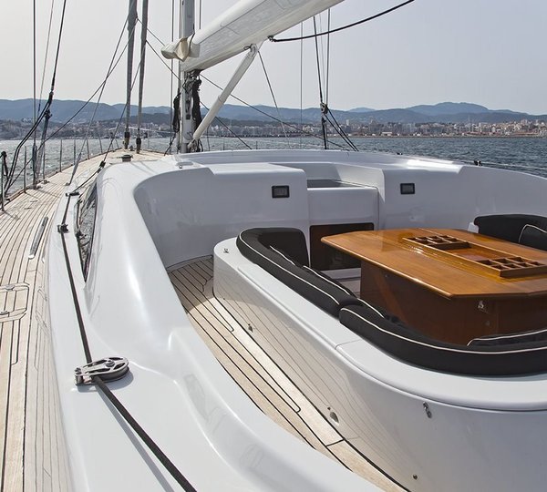 HAVANA OF LONDON - Cockpit