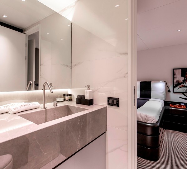 Twin ensuite