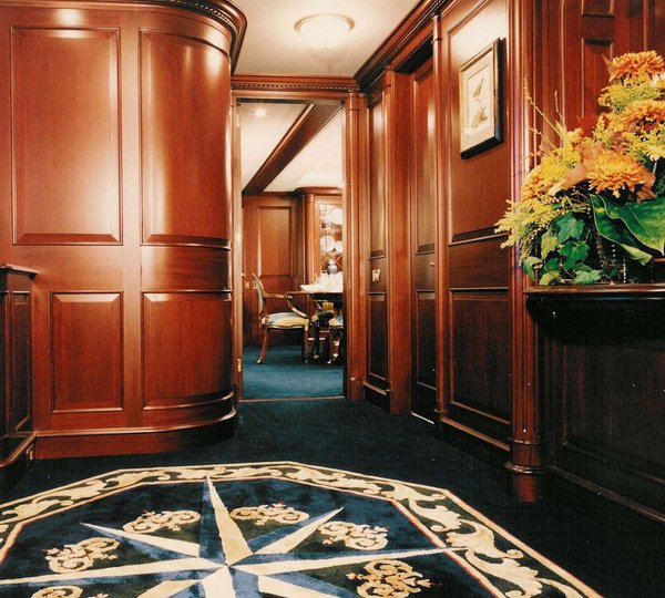 Interior_Main_Entrance