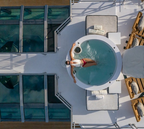 Jacuzzi Aerial