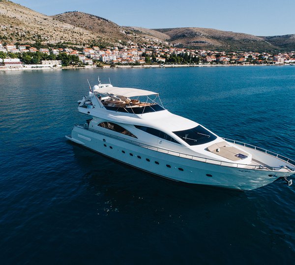 Lady Lona Charter Yacht