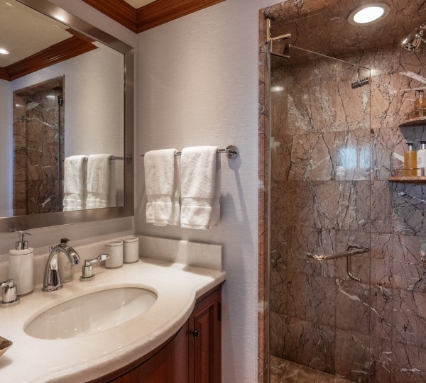 Lower Deck Guest Ensuite Shower