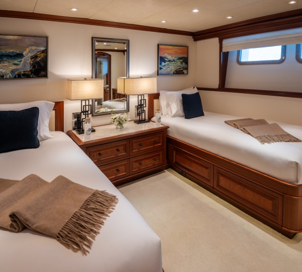 Lower Deck Stbd Fwd Twin Stateroom