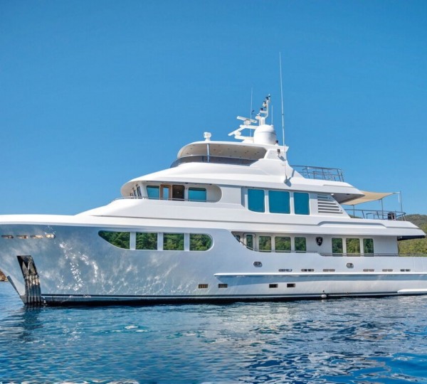 Luxury Superyacht BANDIDO