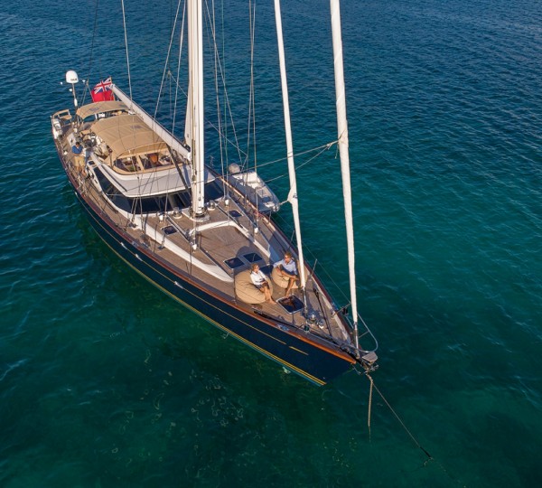 Luxury Superyacht Dama de Noche