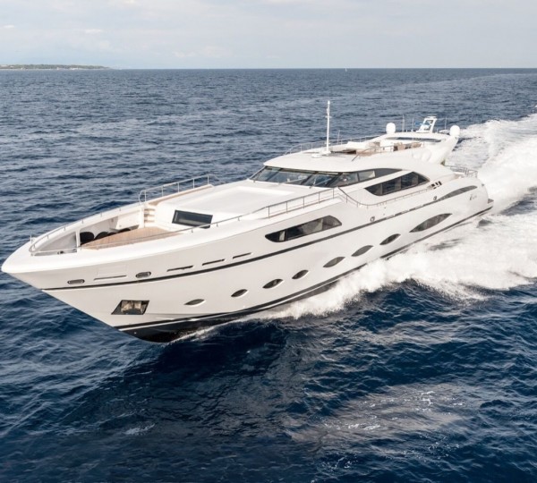 Luxury Superyacht FAST & FURIOUS