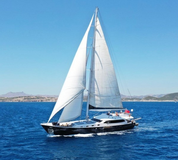 Luxury Superyacht CANARIA