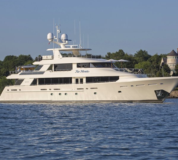 Luxury Yacht FAR NIENTE