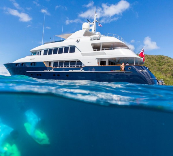 Luxuy Yacht SECOND LOVE