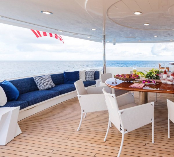 Main Deck Dining