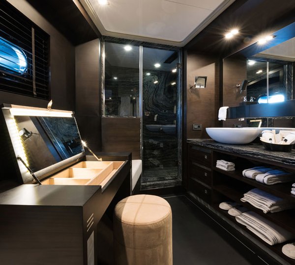 Master Cabin - Bathroom