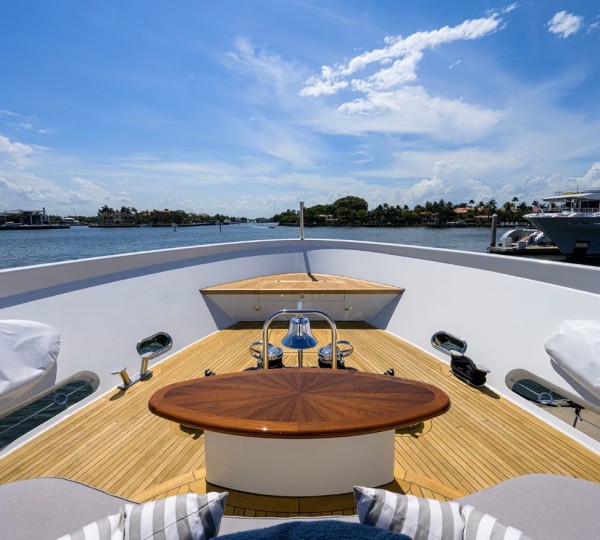 Motor Yacht Lady JJ