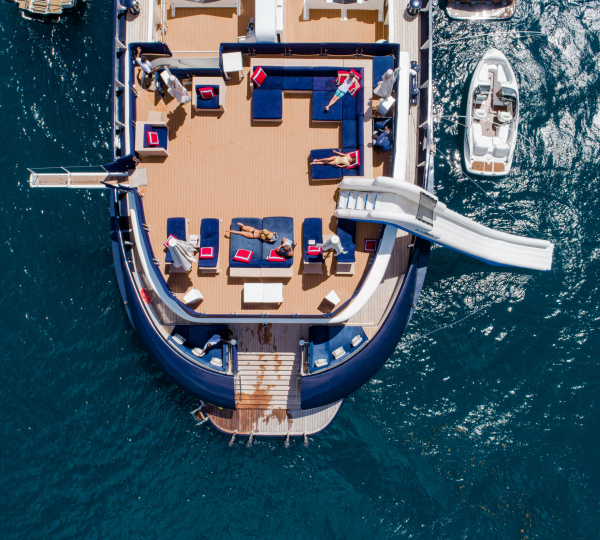 Open Sundeck With Water Play Zone