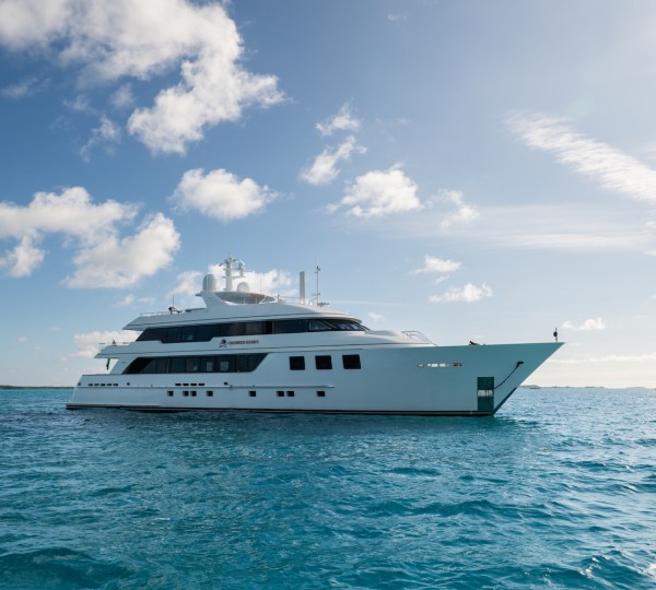 Luxury charter yacht Crossed Sabre