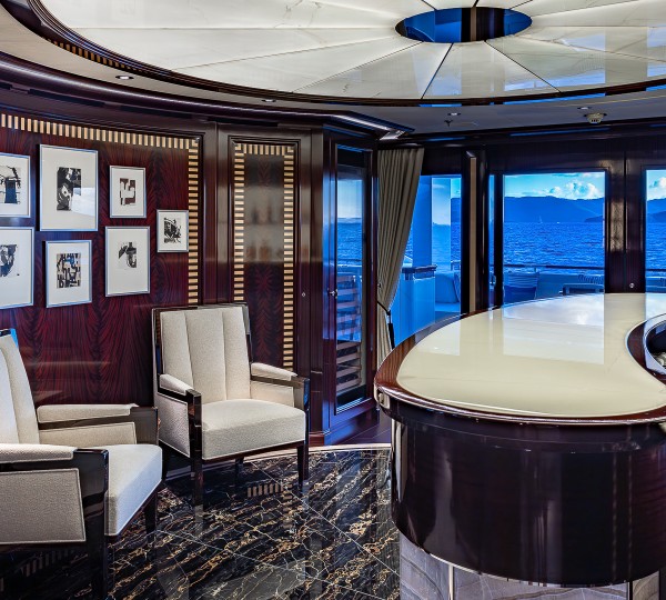 Rock It Main Salon - Bar Credit Yachting Image