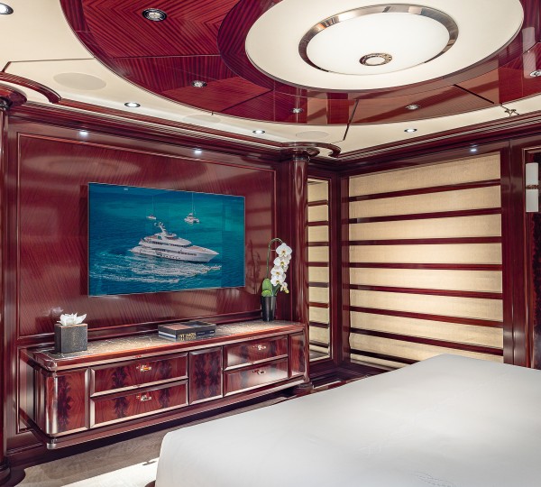 Rock It Master King Suite - Looking Forward Credit Yachting Image