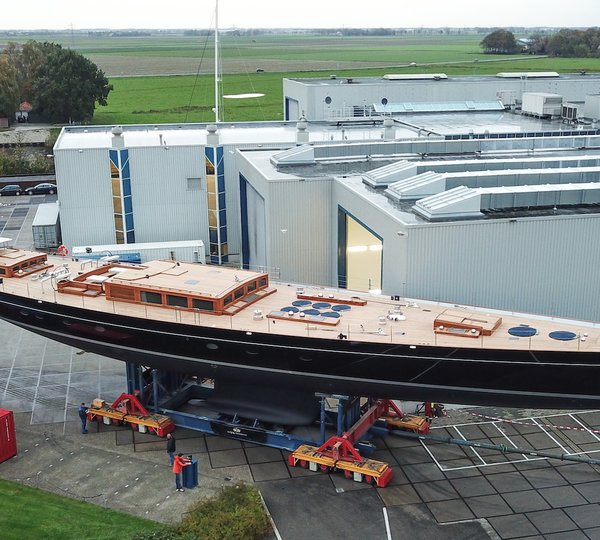 Transport of Aquarius 