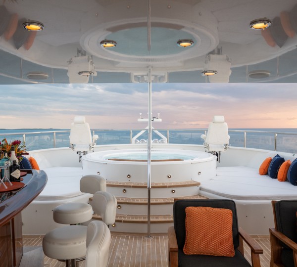 Sun Deck Jacuzzi Forward