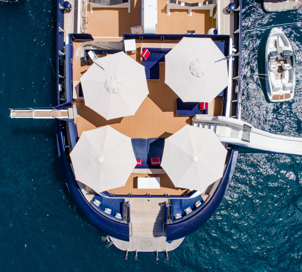 Sundeck Relaxation Area (4)