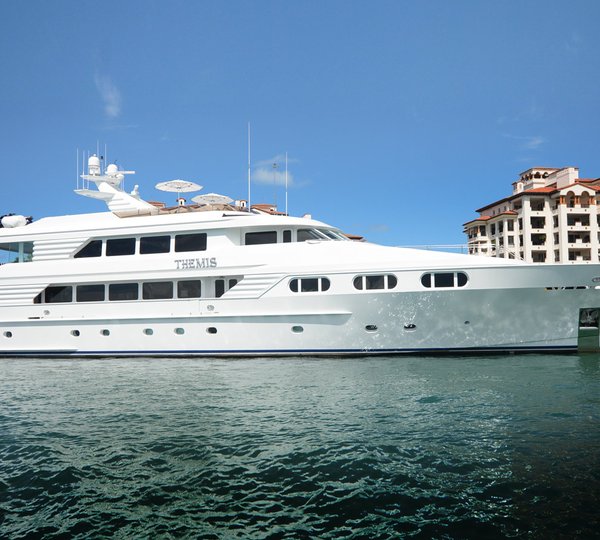 Themis Trinity Superyacht