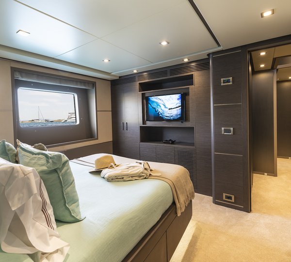 VIP Double On Lower Deck