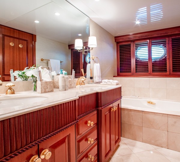 VIP Ensuite Bathroom