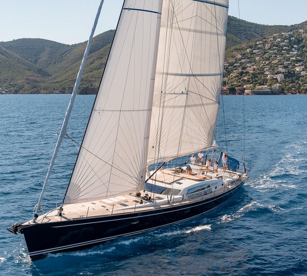Charter Yacht Grand Bleu Vintage Sailing France