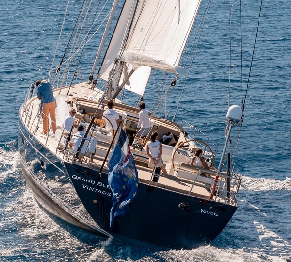 Charter Yacht Grand Bleu Vintage Stern Sailing Aft