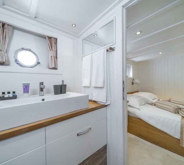 Double Guest With Ensuite